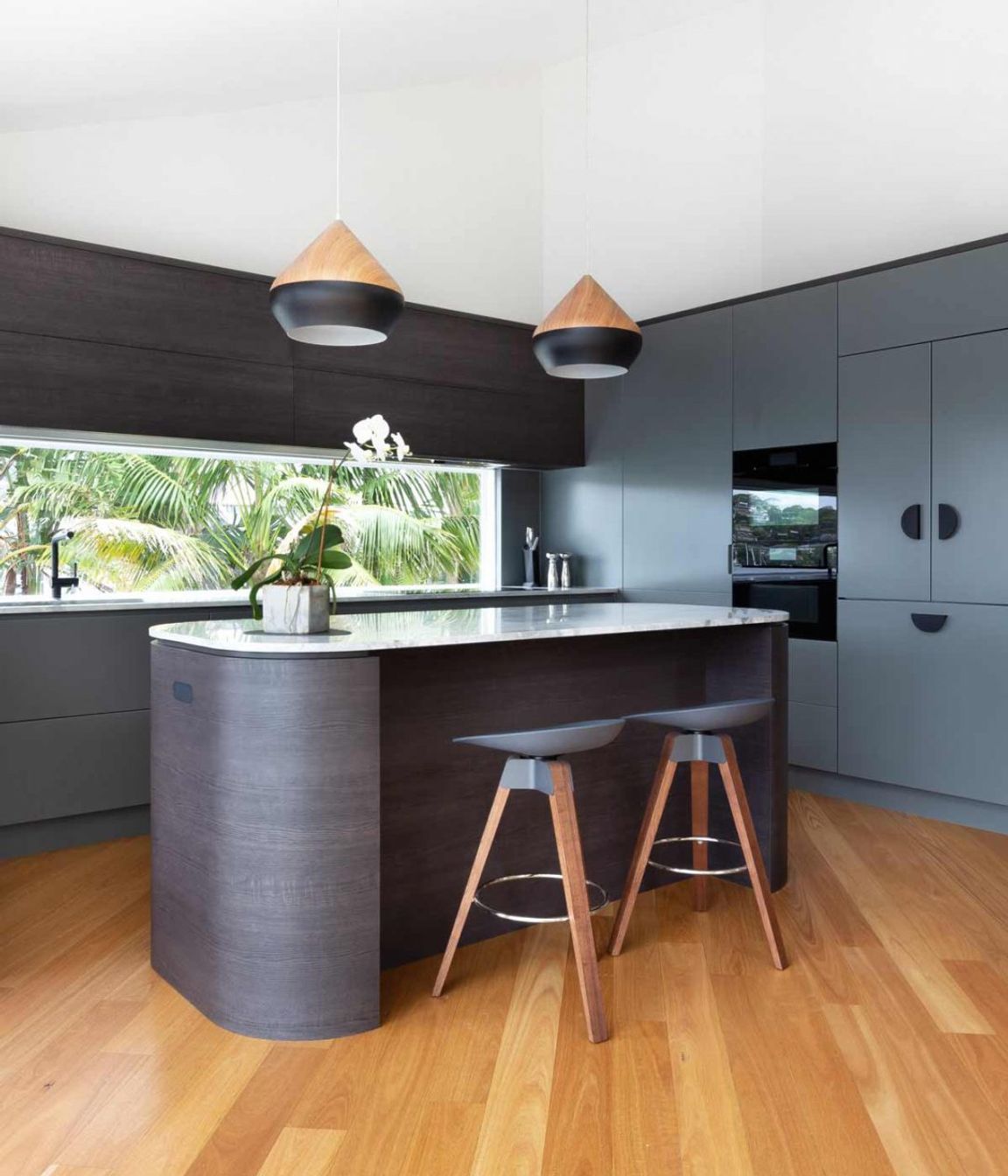 kitchen-design-sydney-luxury-miele-curved-island-benchtop-premier-kitchens-4-1084x1626.jpg
