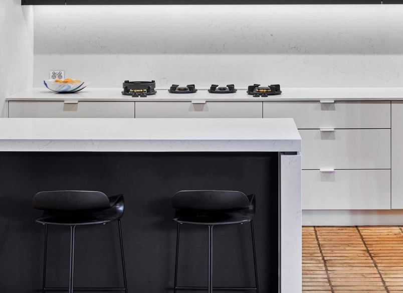 Black & White Kitchen Design – Greenwich