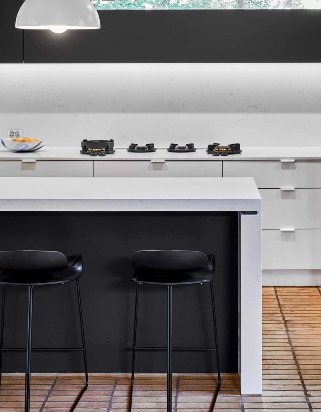 kitchen-design-sydney-modern-black-white-island-bench-premier-kitchens-06-1084x1099.jpg