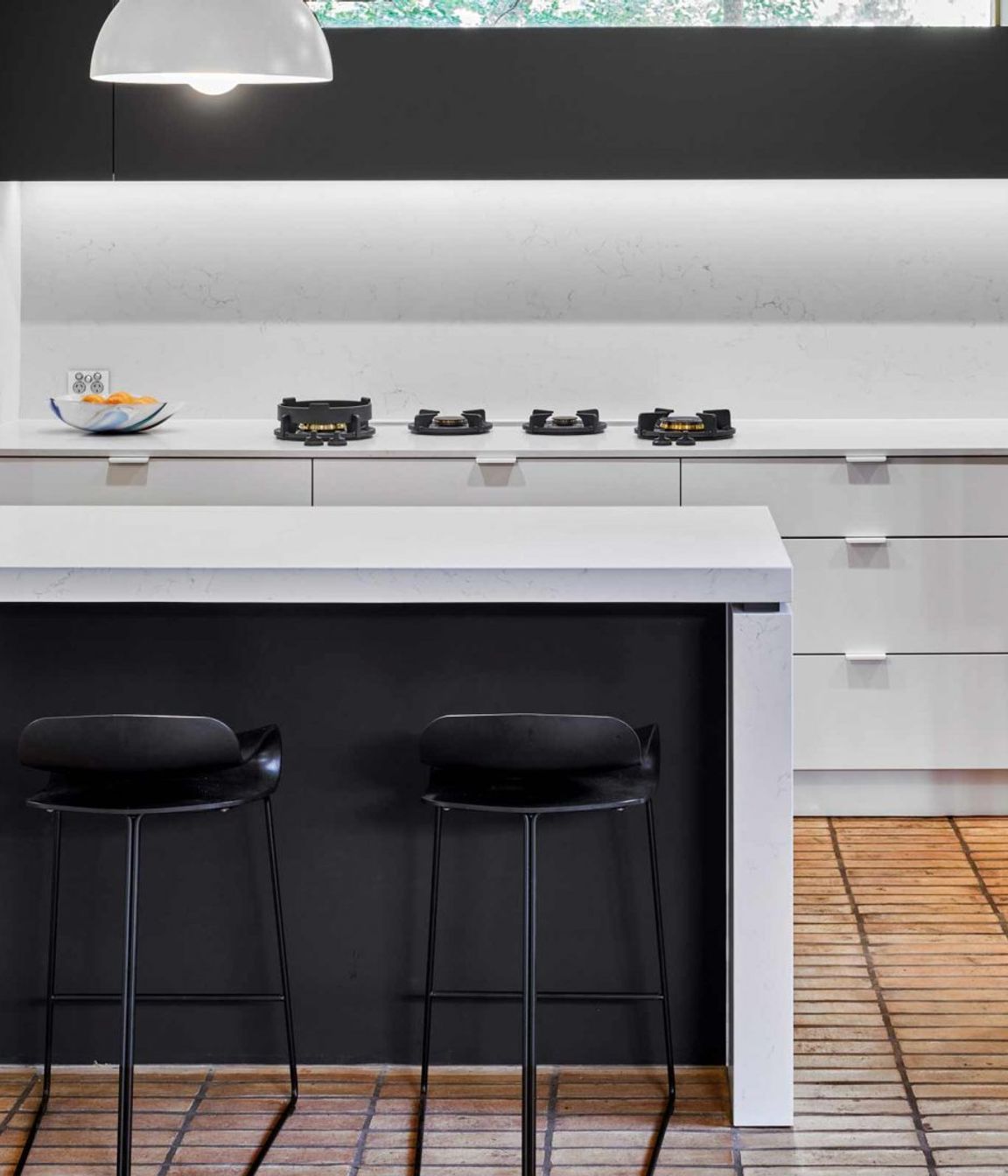 kitchen-design-sydney-modern-black-white-island-bench-premier-kitchens-06-1084x1099.jpg