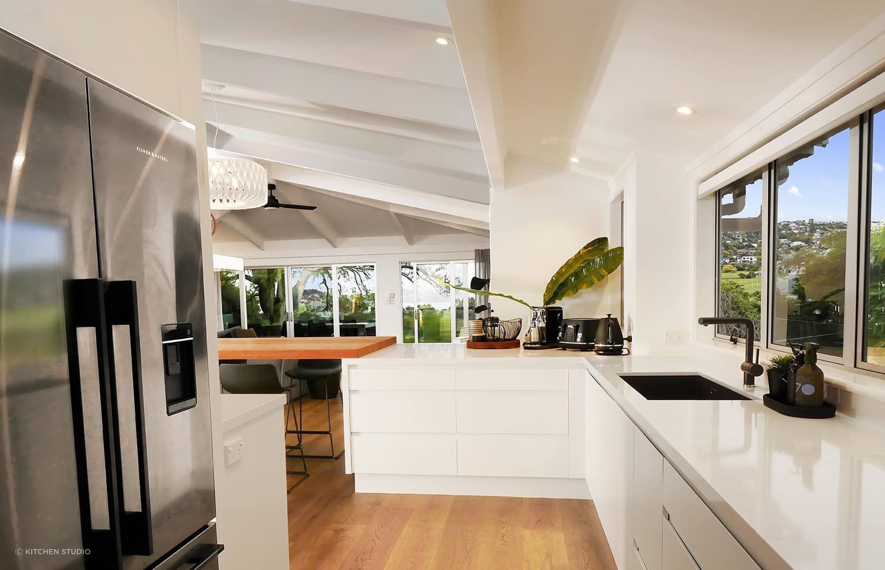 kitchen-studio2-v2.jpg