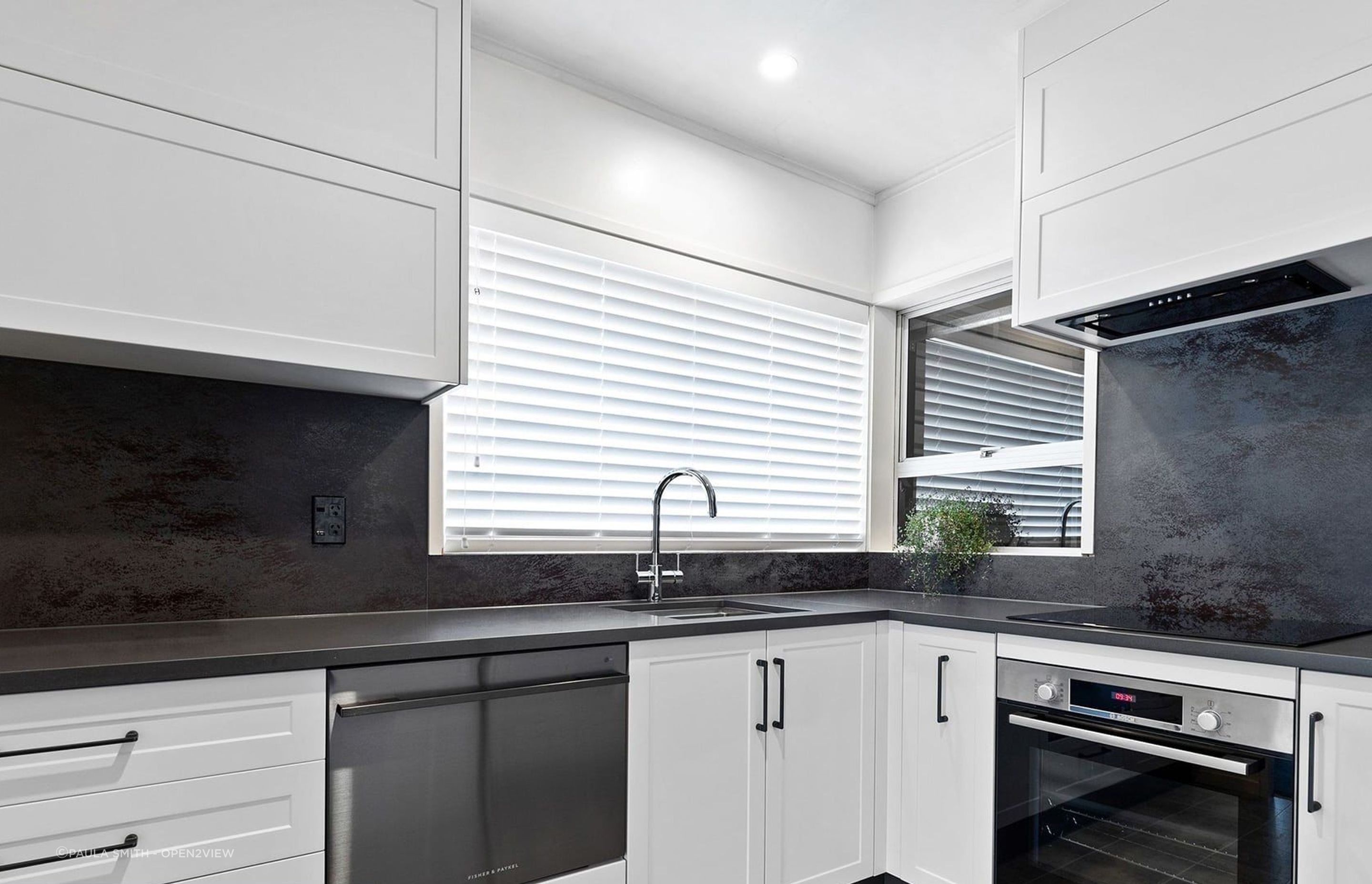 kitchen-studio2-v8.jpg