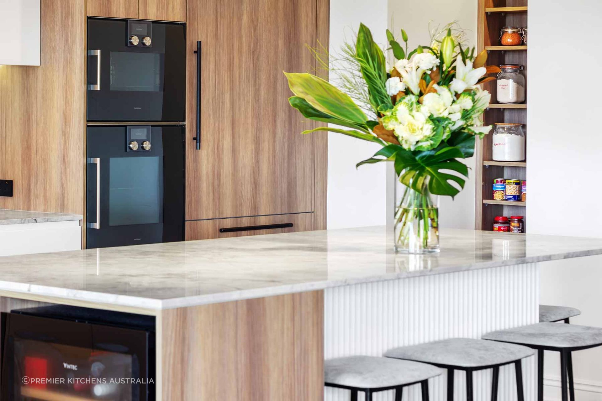 luxury-kitchen-design-gaggenau-vintec-modern-timber-grain-white-cabinets-premier-kitchens-04.jpg