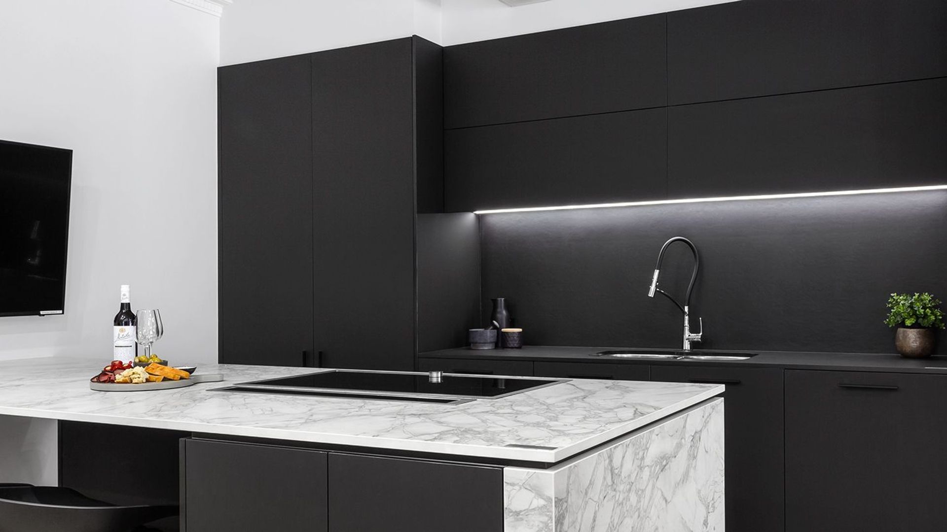 Matte Black Kitchen Design, Willoughby banner