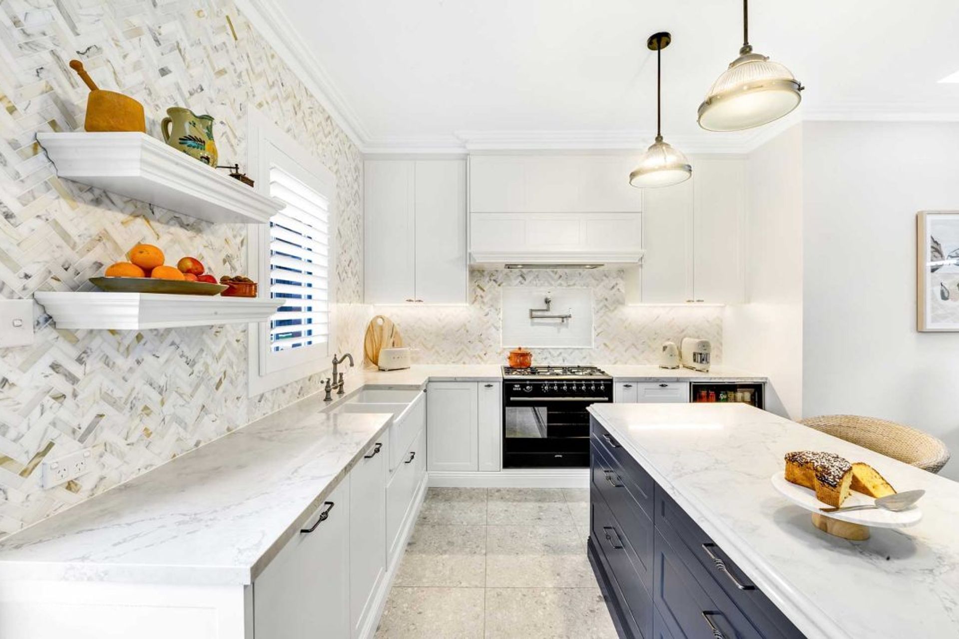 modern-luxury-kitchen-renovation-with-gitani-benchtop-by-premierkitchens-5-1084x714.jpg