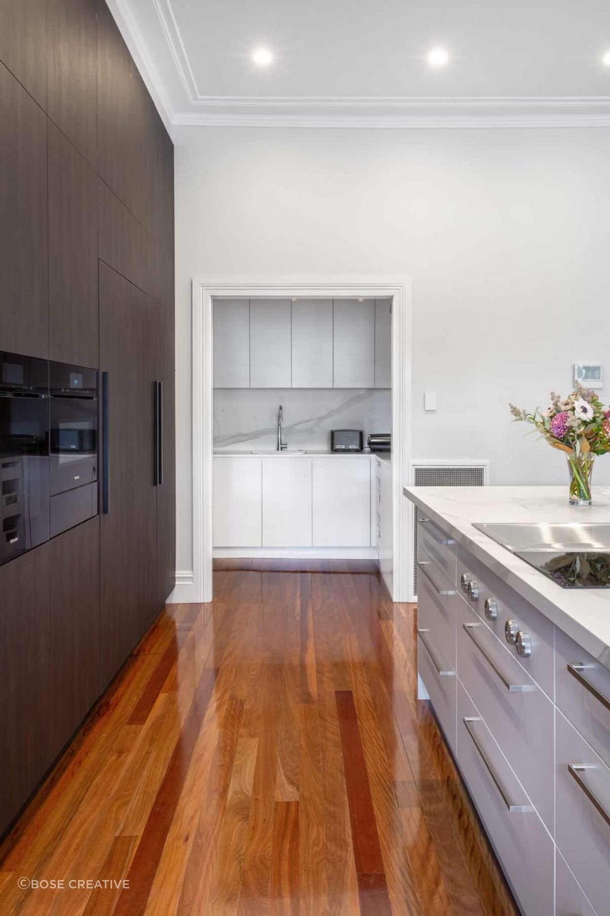 premier-kitchen-design-sydney-neolith-dekton-benchtop-splashback-butlers-pantry-1084x1626.jpg
