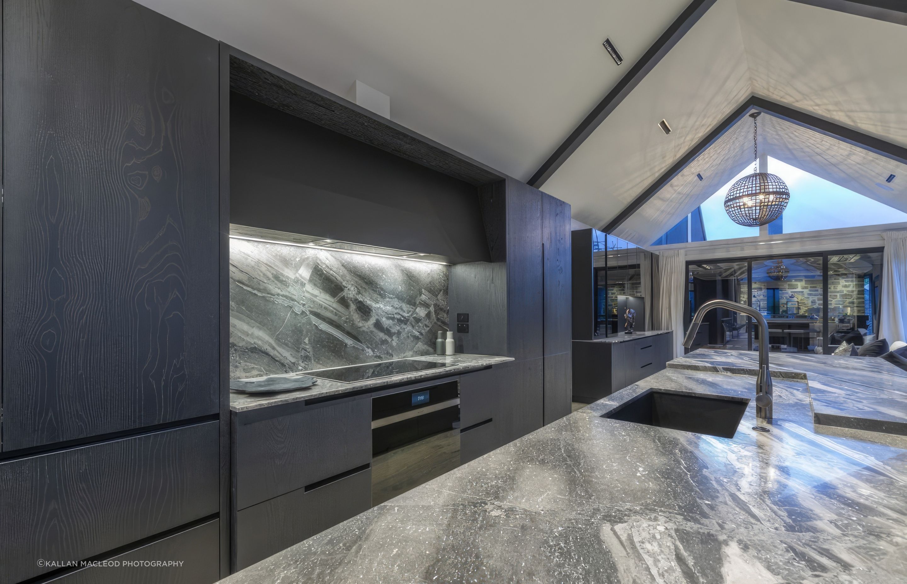 tropique-bannerLeach-Island-Affogato-Marble-3-standard-scale-300x.jpg