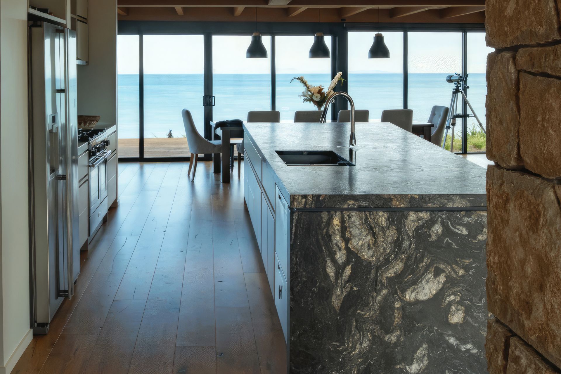 tropique-bannerTitanium-Granite-30mm-Textured-Mitch-Brown-Construction-2-0000-standard-scale-300x.jpg