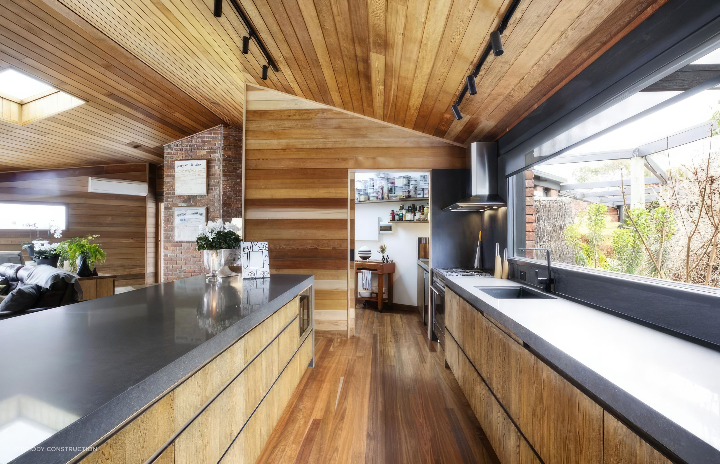 upBellbrae-kitchen-1-1000x700-fix-standard-scale-400x-v3.jpg