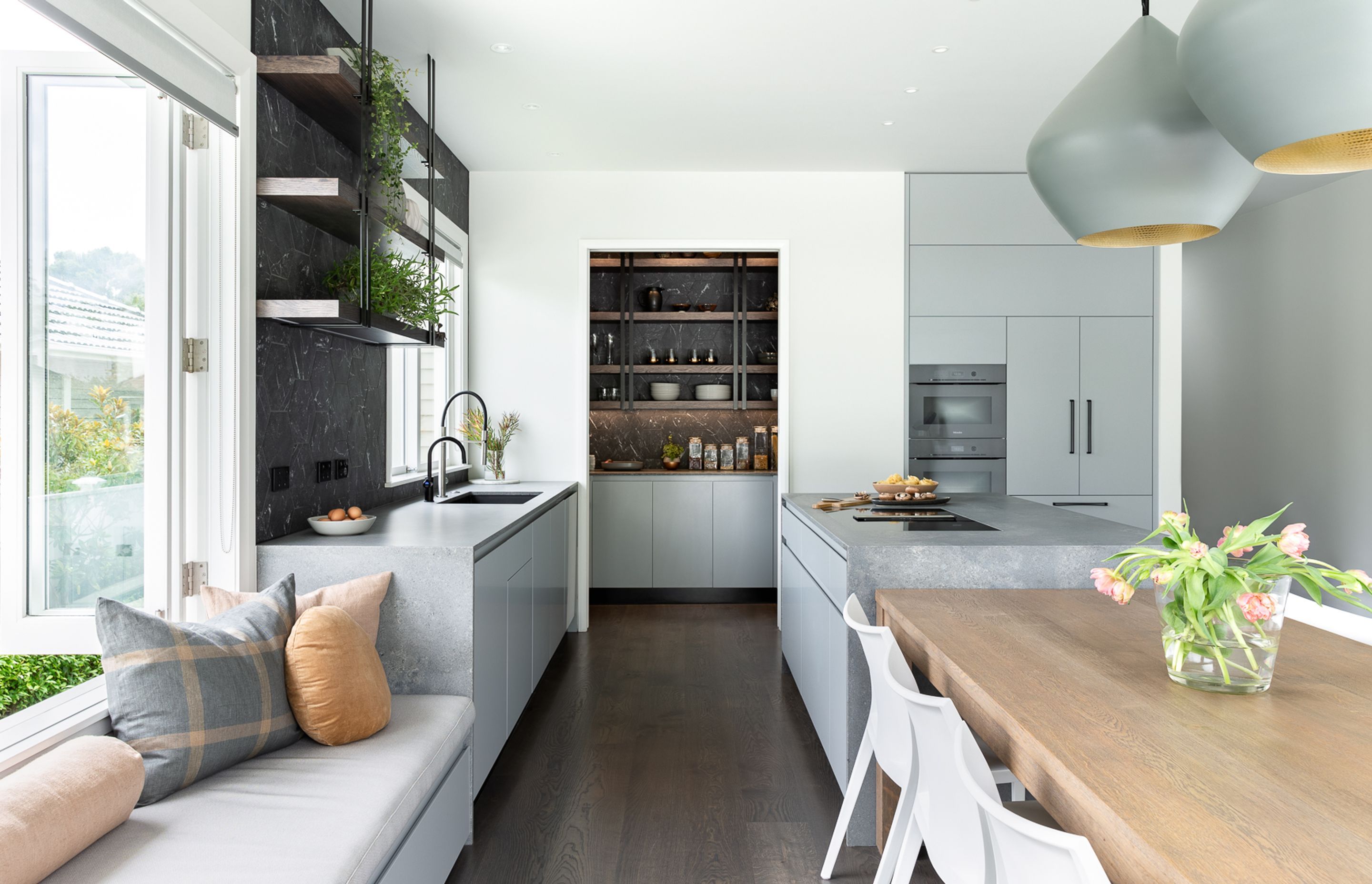 Remuera Contemporary Kitchen by Natalie Du Bois