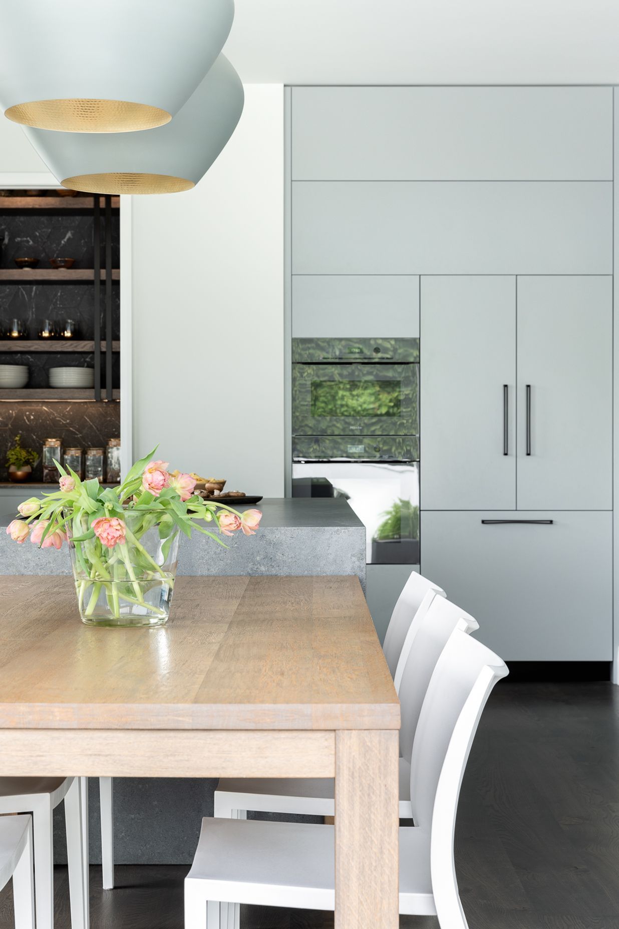 Remuera Contemporary Kitchen by Natalie Du Bois