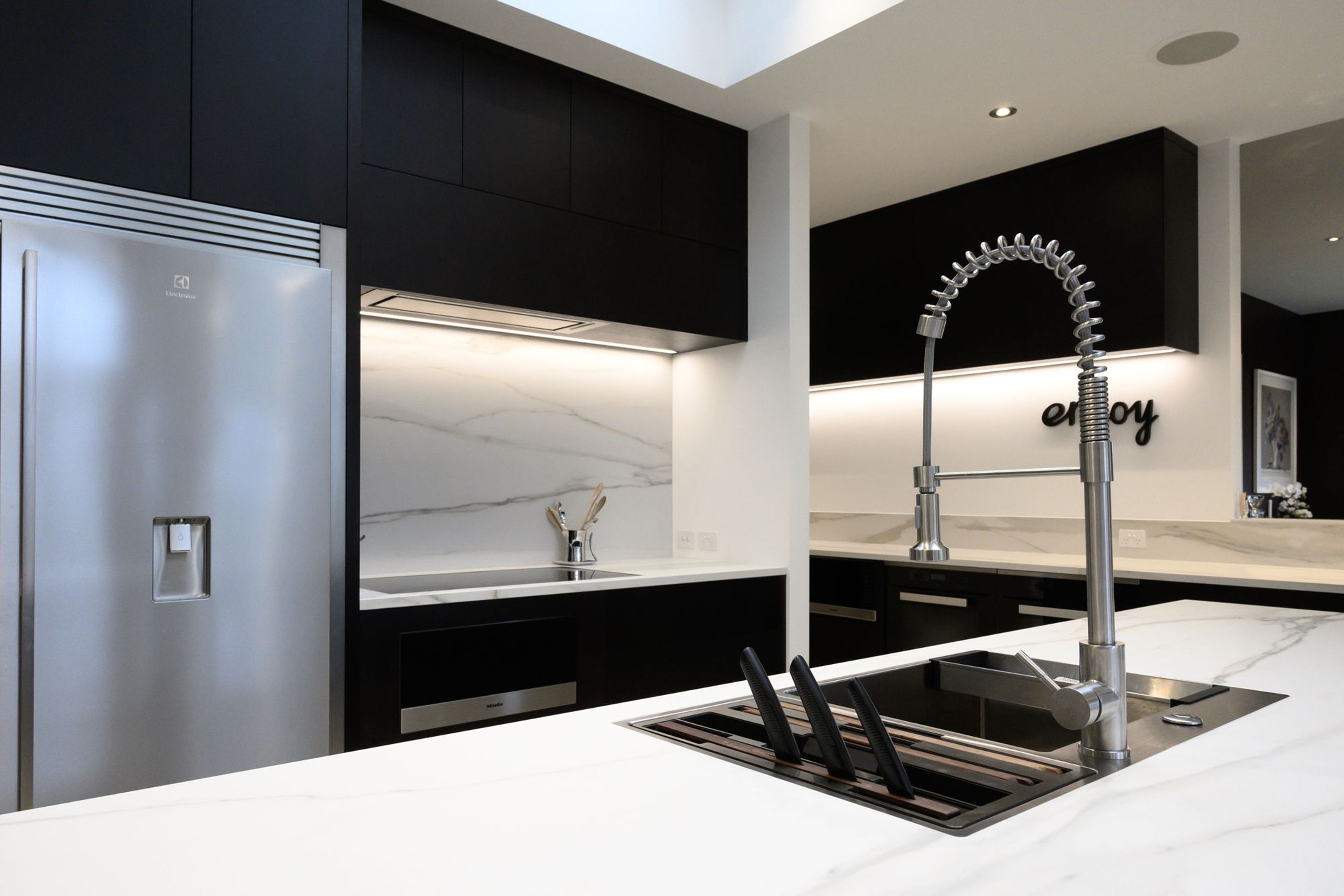 White Kitchen