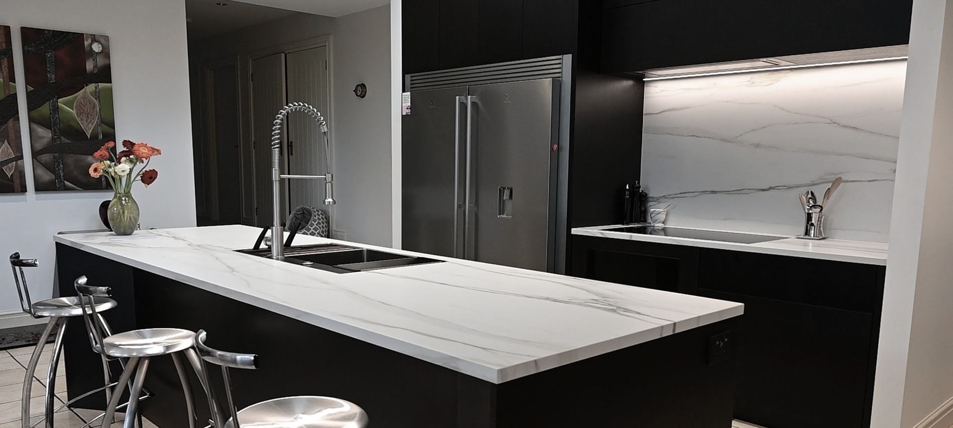 White Kitchen banner
