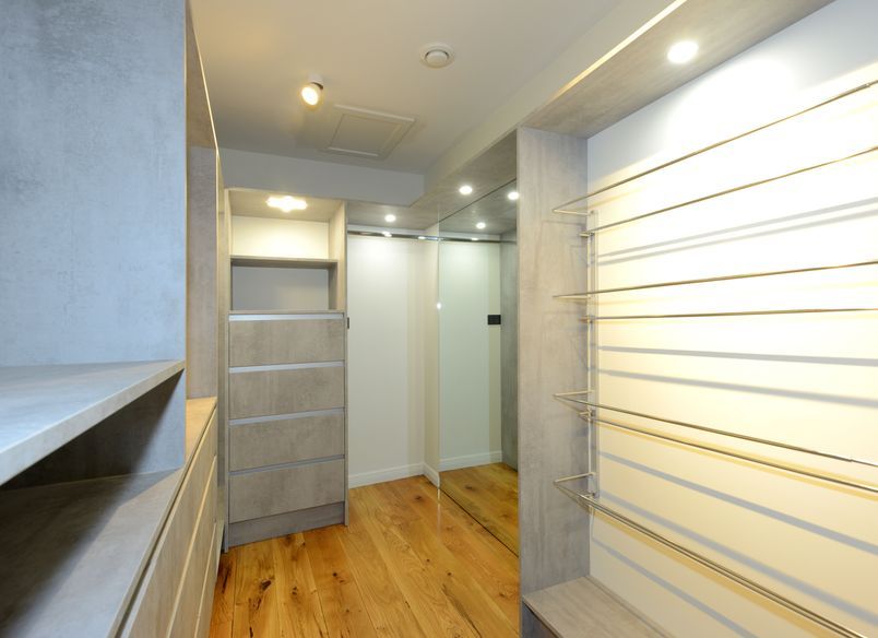 Contemporary Kitchen On Display