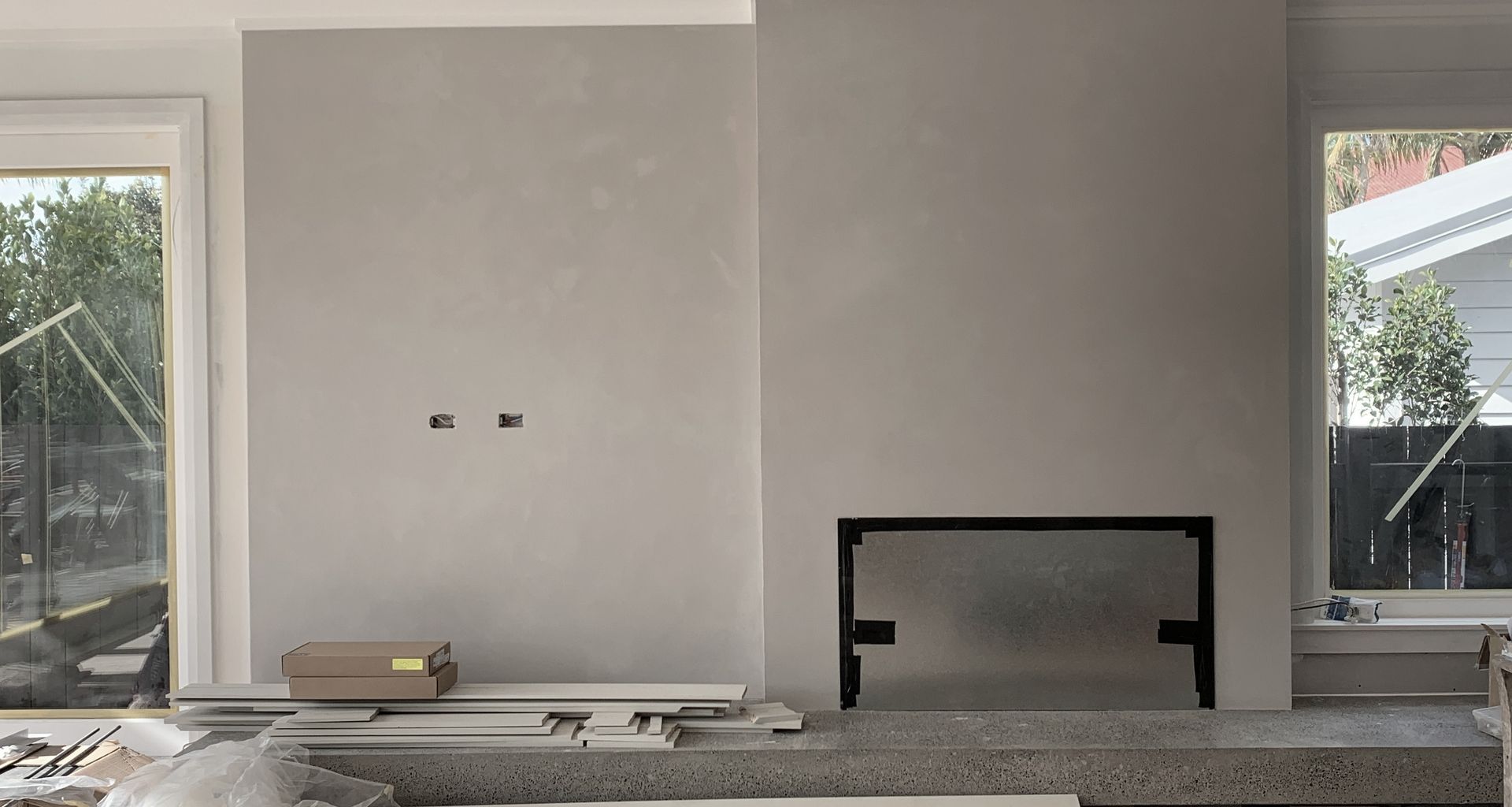Fireplace & Splashback - Venetian plaster banner
