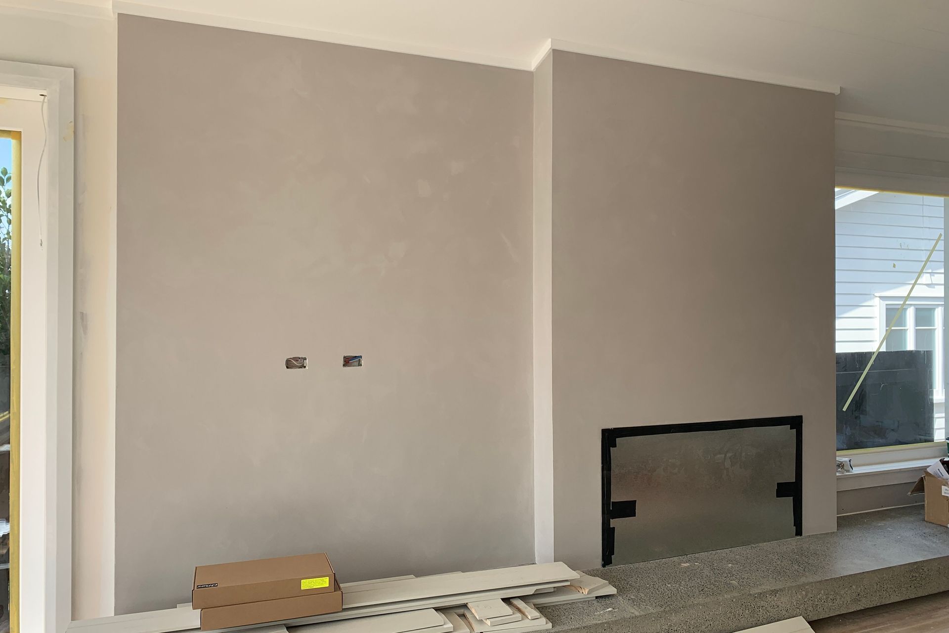 Fireplace &amp; Splashback - Venetian plaster