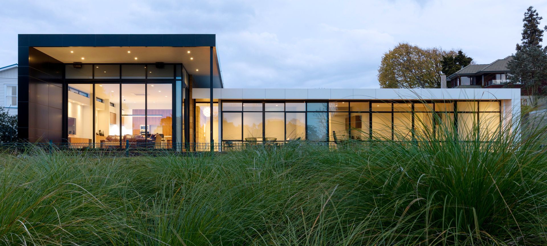 Luxury on the Lake banner