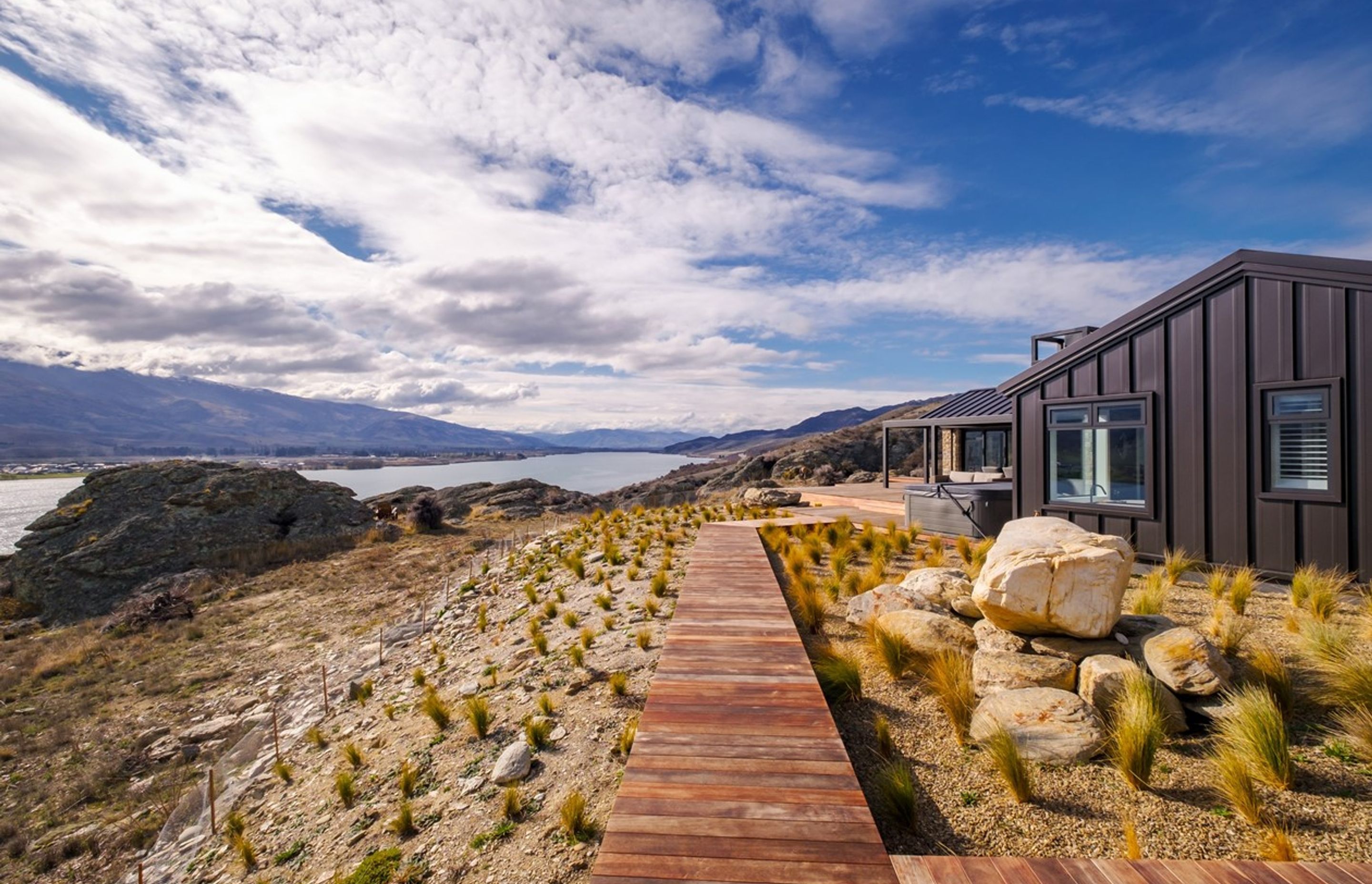 Lake Dunstan Residence