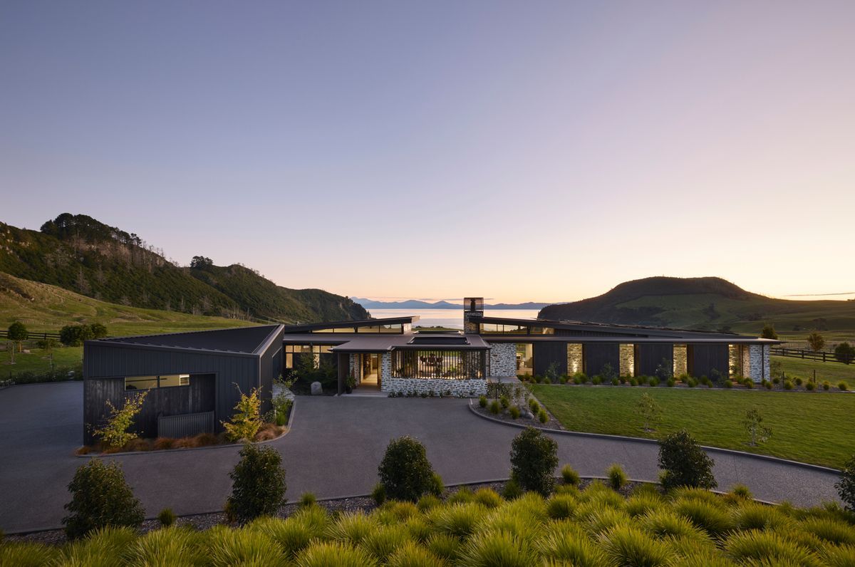 Kaiapo Bay Lake House