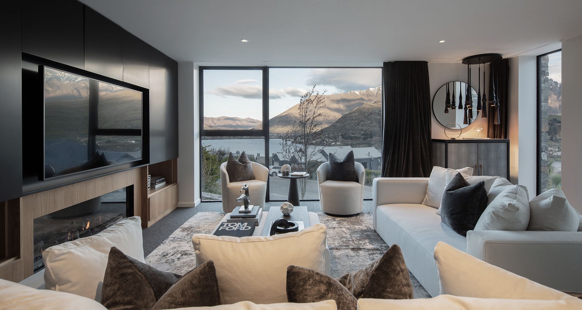 Queenstown Hill banner