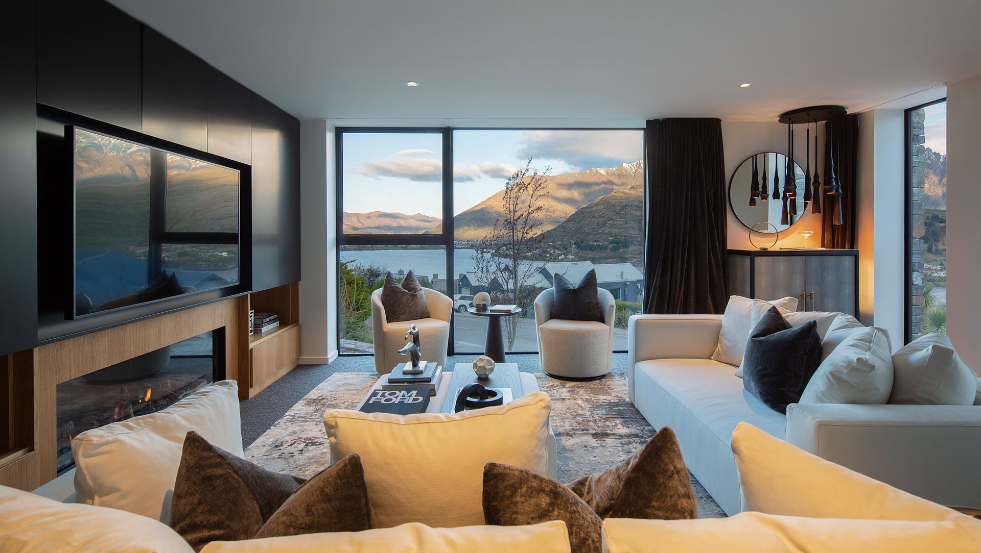 Queenstown Hill banner