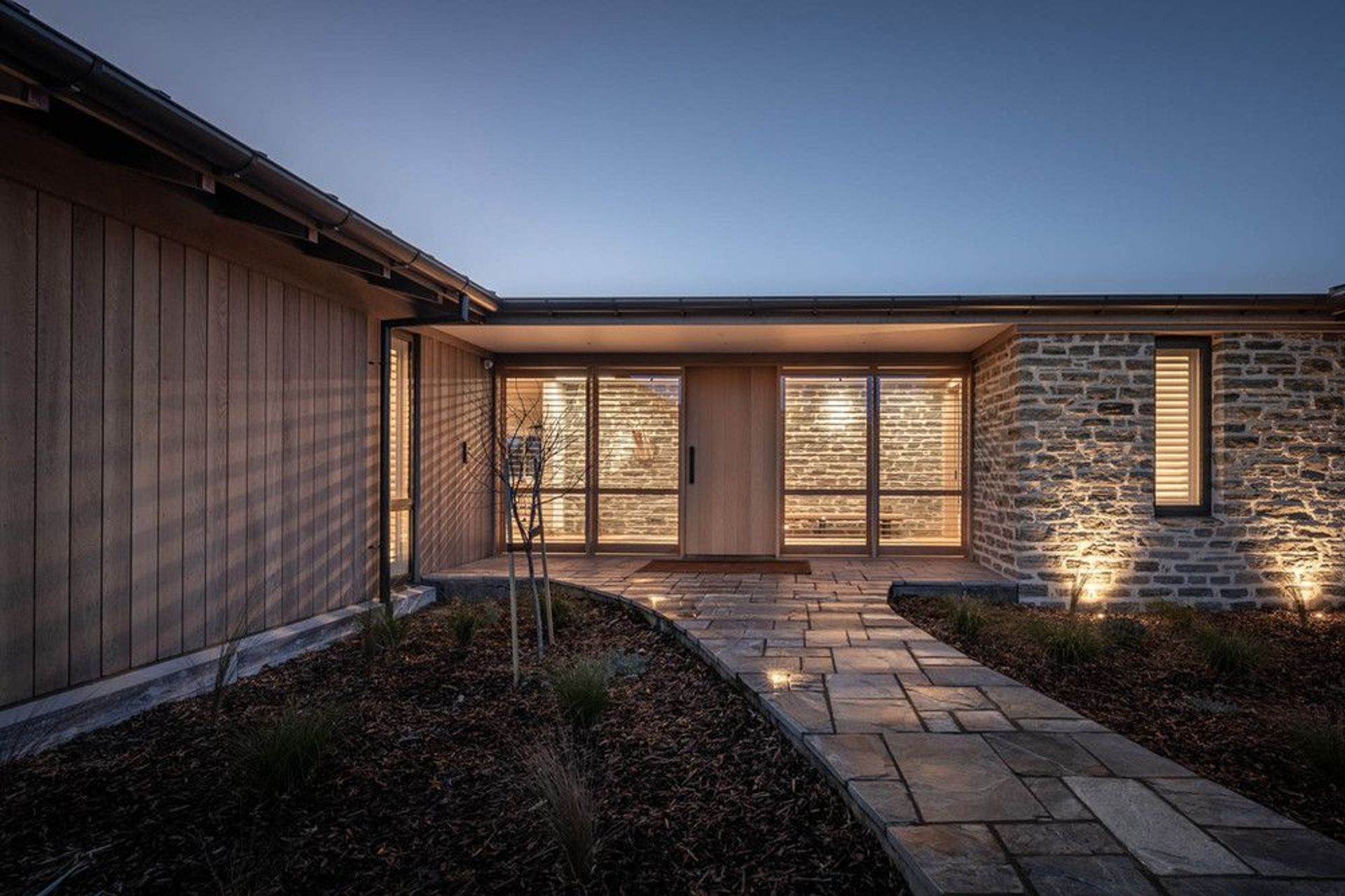 Aubrey Road, lakeside house.