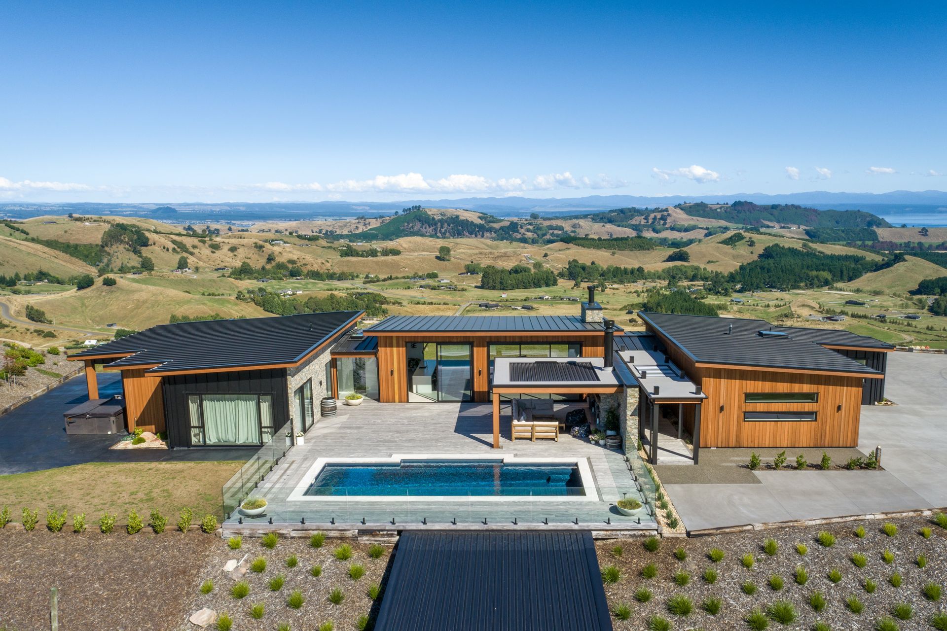 Hawk Ridge