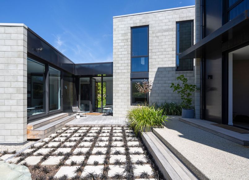 Ivy Box Residential & Art Gallery