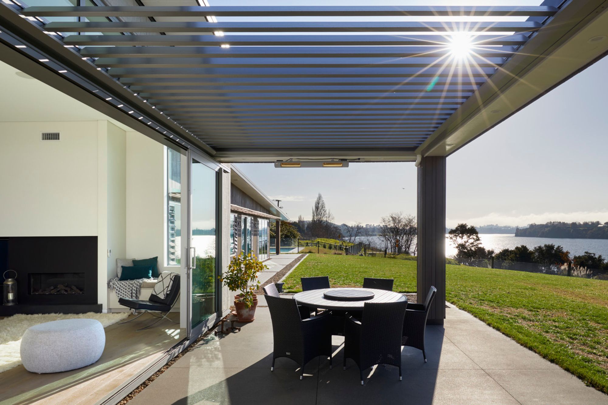 Turner Road Architecture - Lake Karapiro Retreat