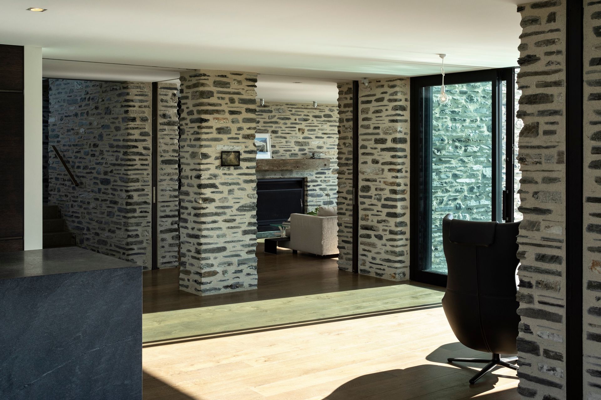 4852-Jacks-Retreat-Whitaker-Architects-Devitt-16-ap-compressed.jpg