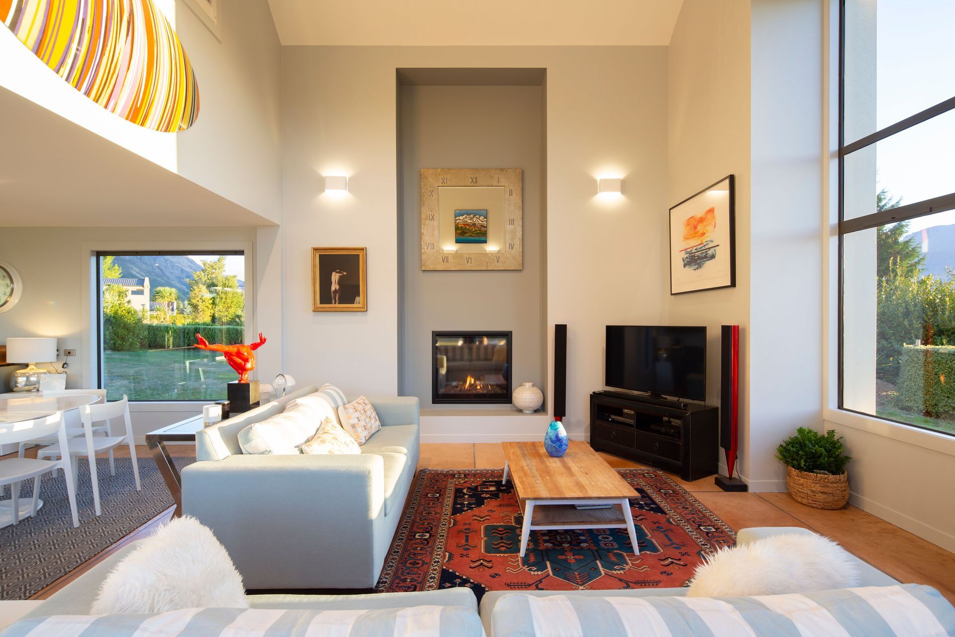 Oraka Lakeside Estate | Glen Cayless Builder