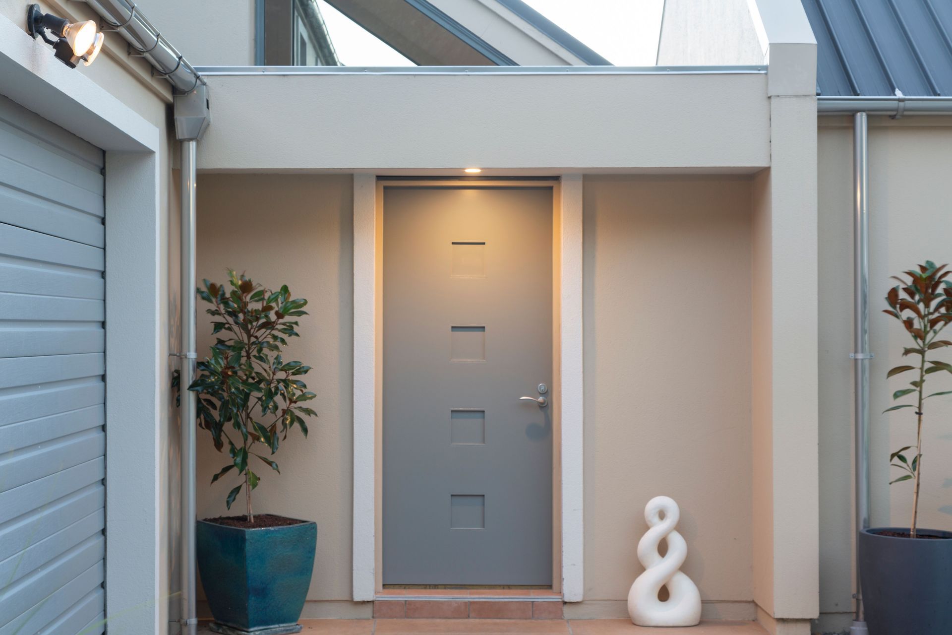 Oraka Lakeside Estate | Glen Cayless Builder