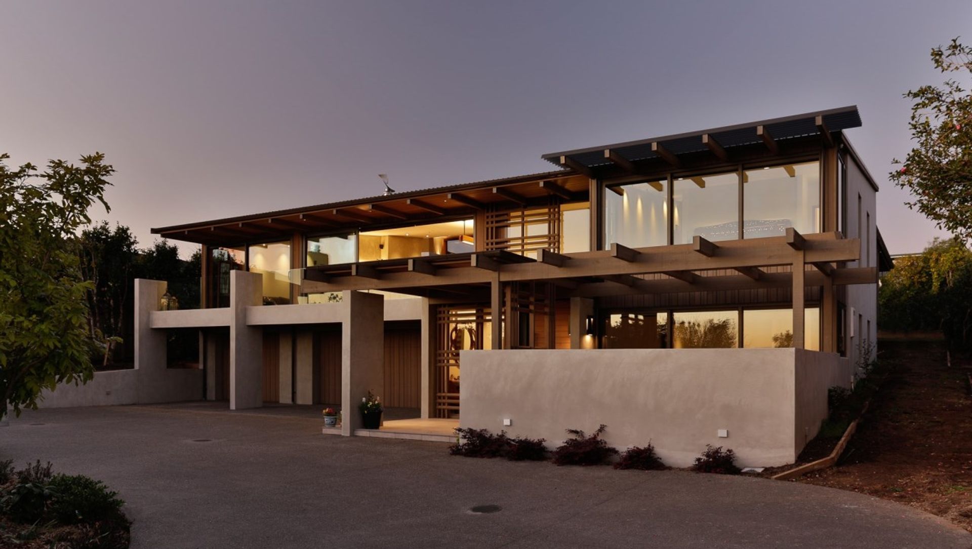 Lake Side Home banner