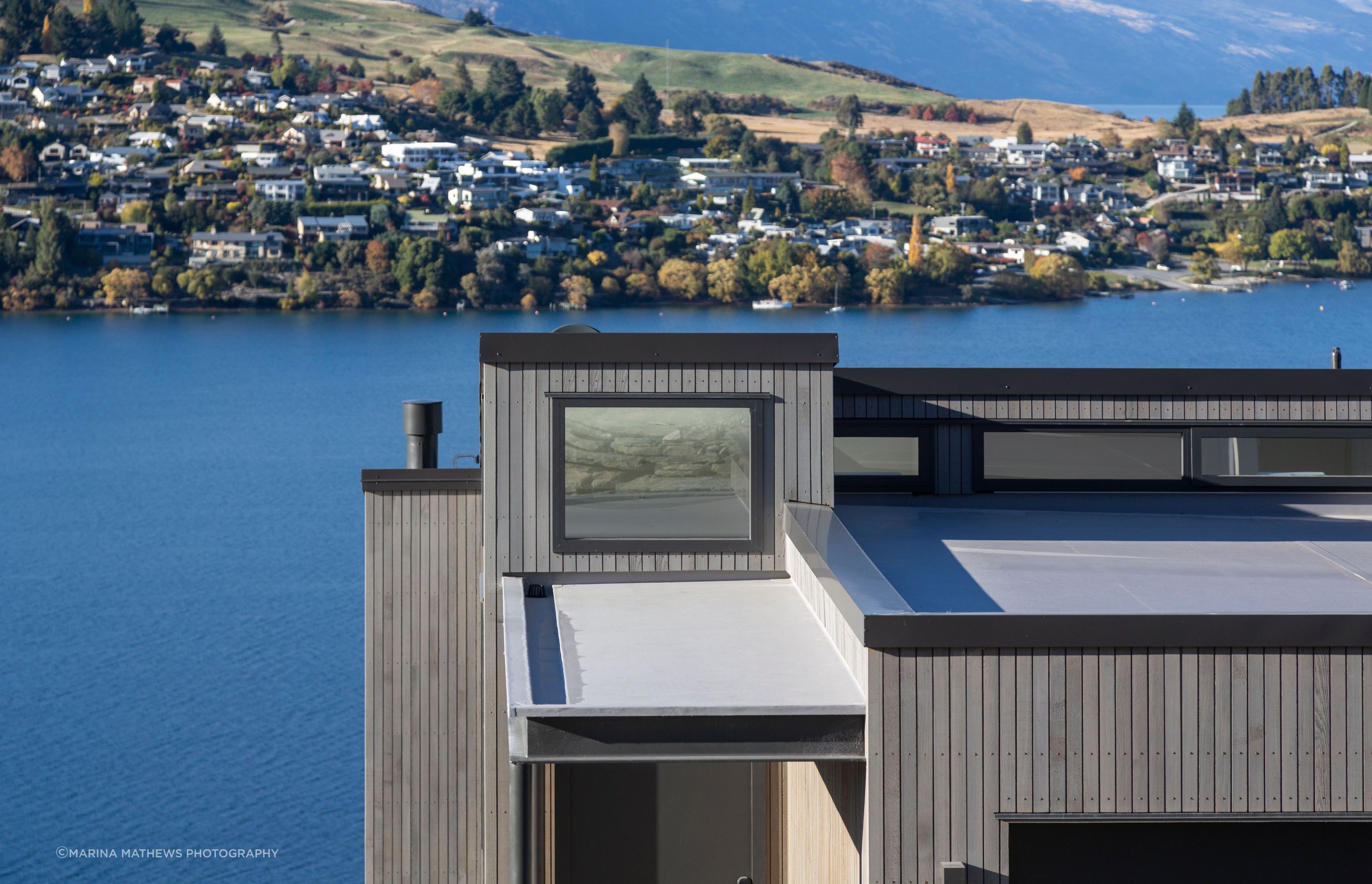 The villas are situated on an elevated site above Lake Wakatipu