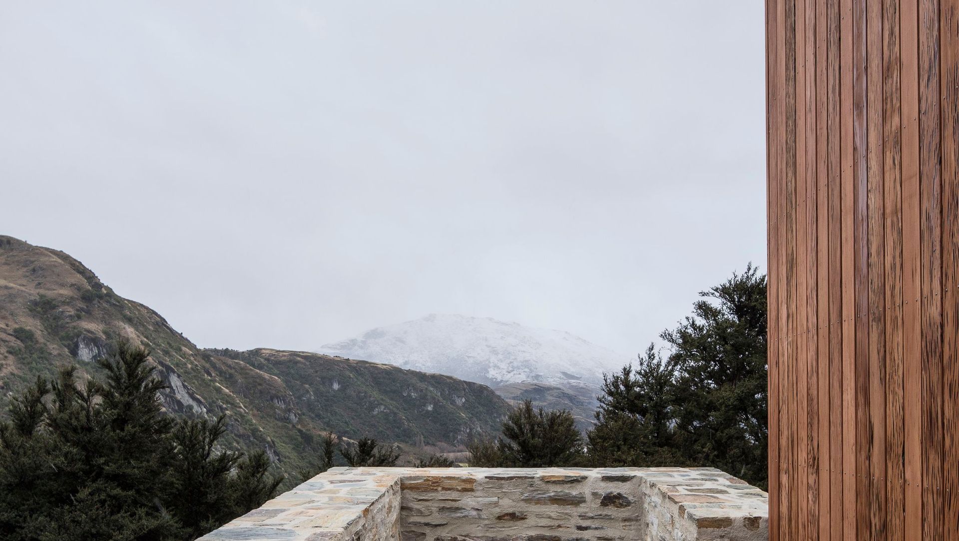 Wanaka House banner