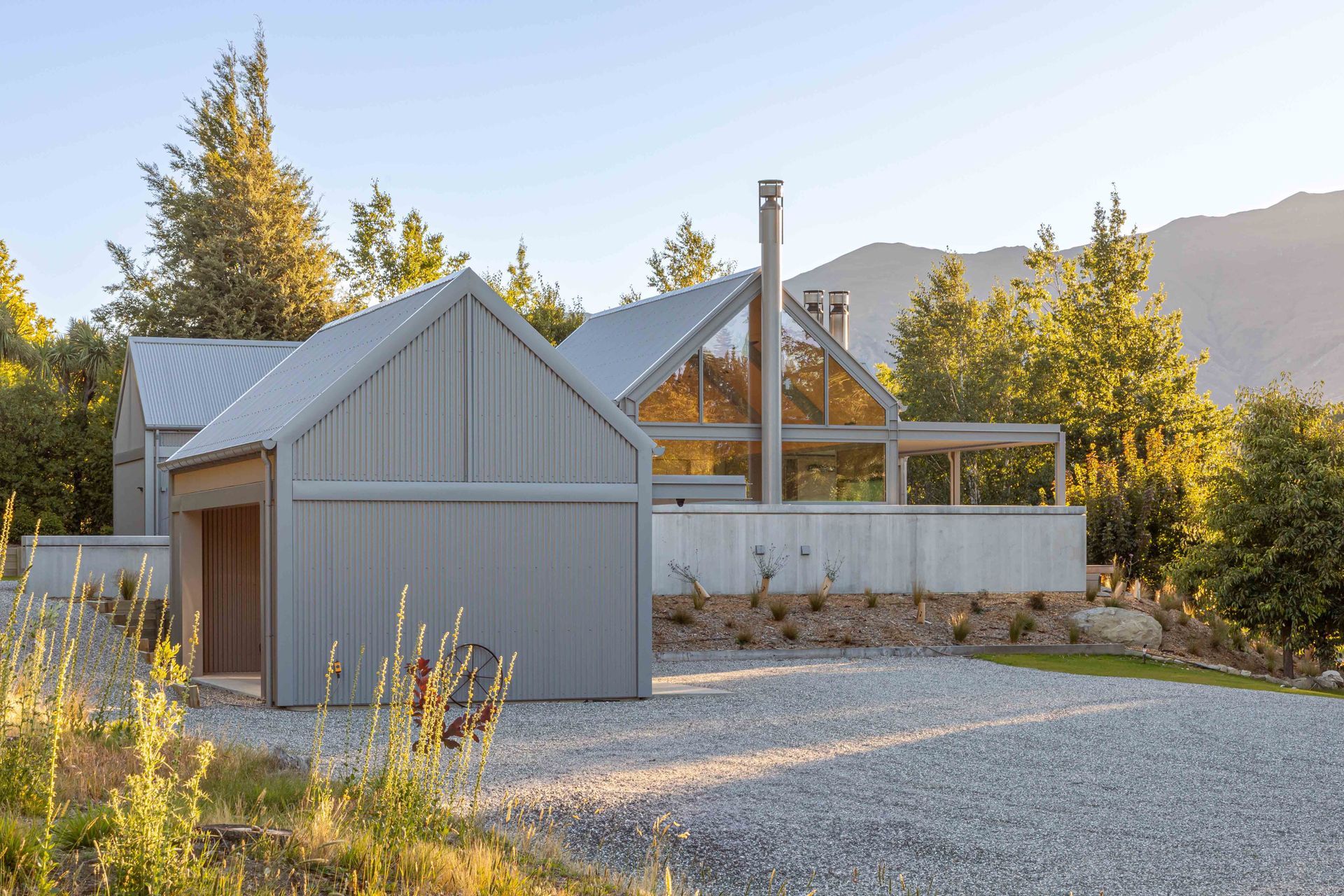 Aubrey-Home-Corrugate-Sandstone-Grey-Colorsteel-6-v3.jpg