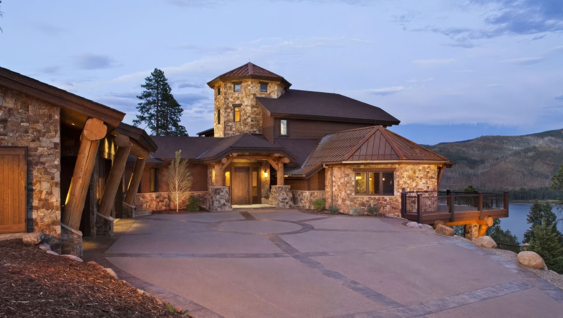 Vallicito Reservoir Log Home banner