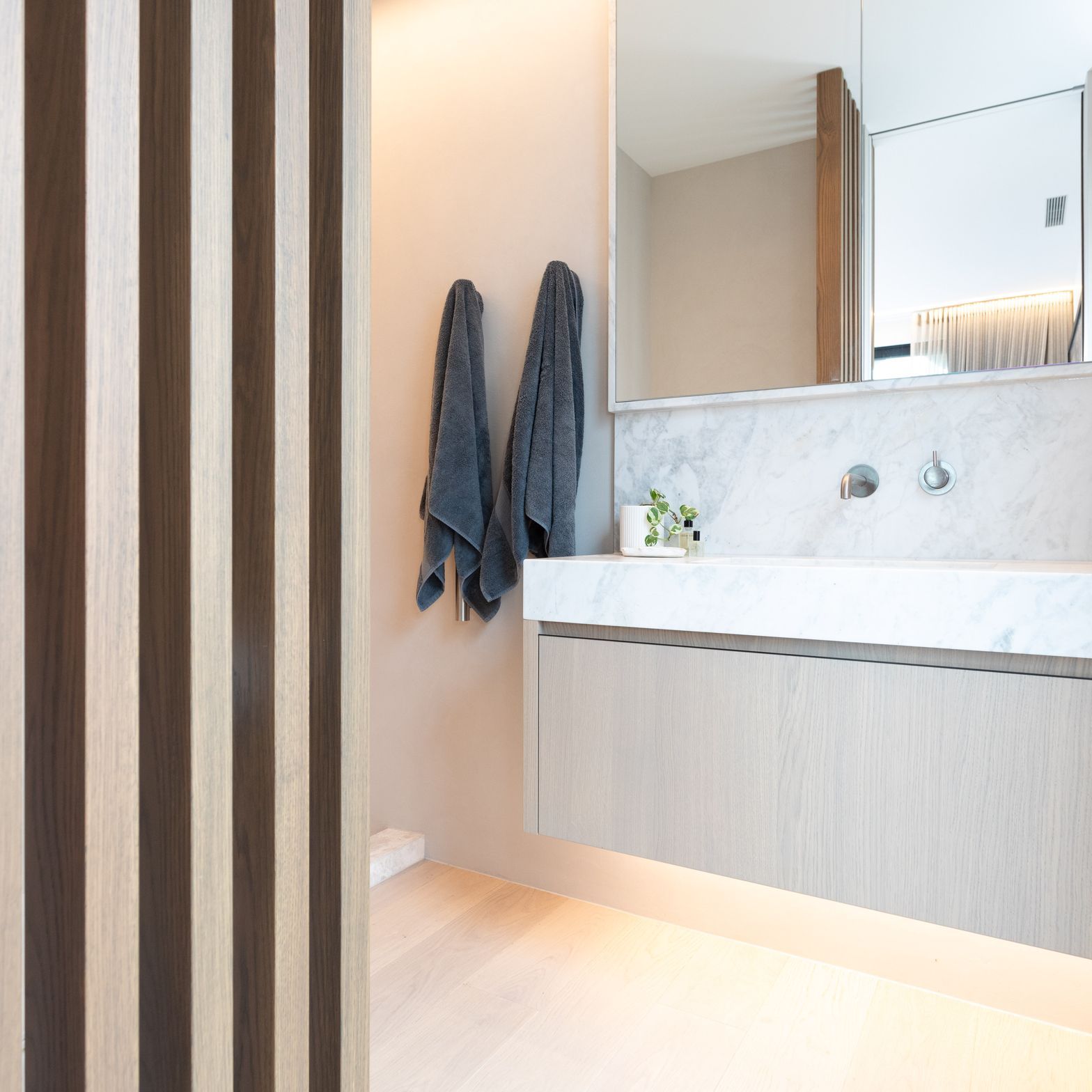 Bathroom-Sink.jpg