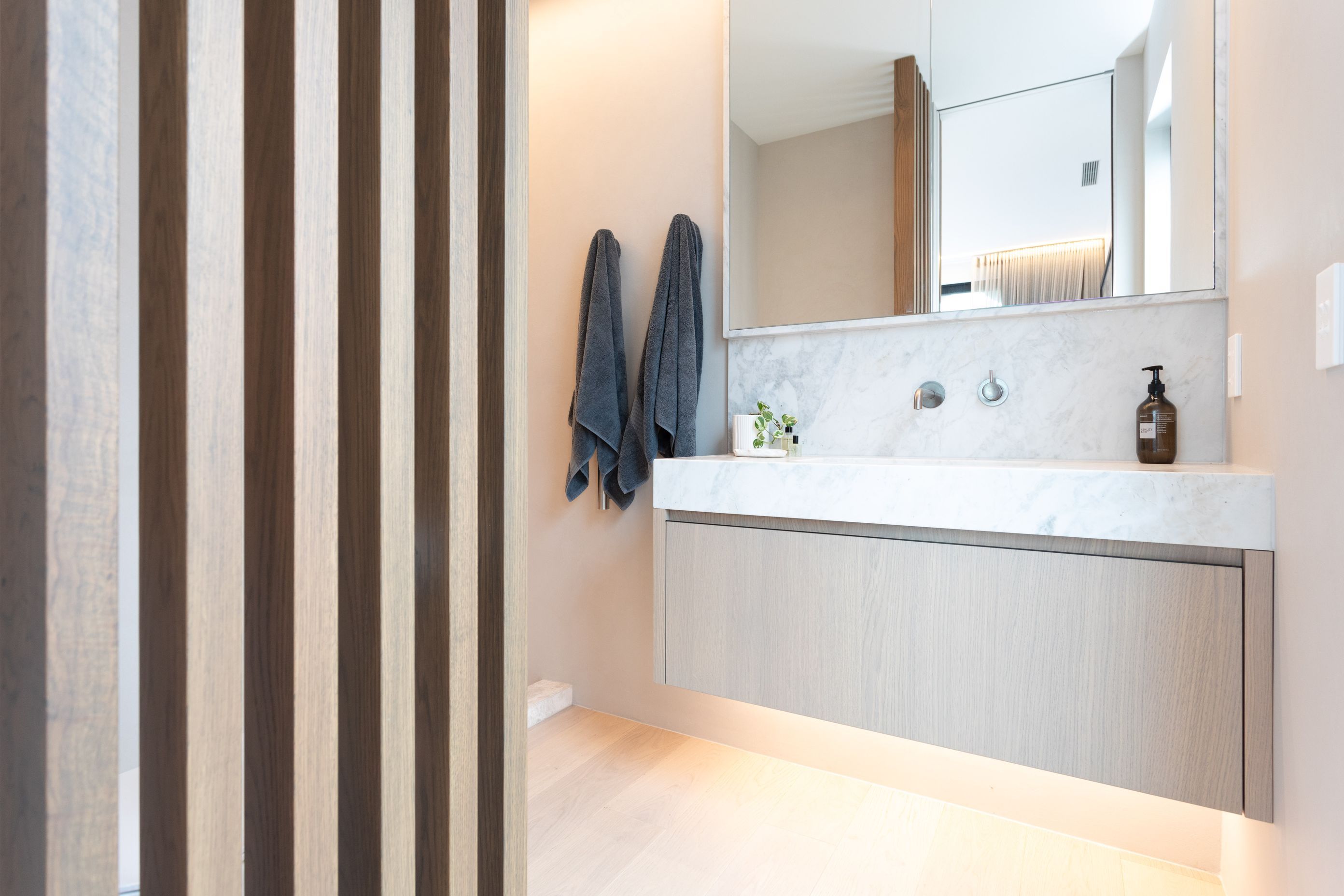 Bathroom-Sink.jpg