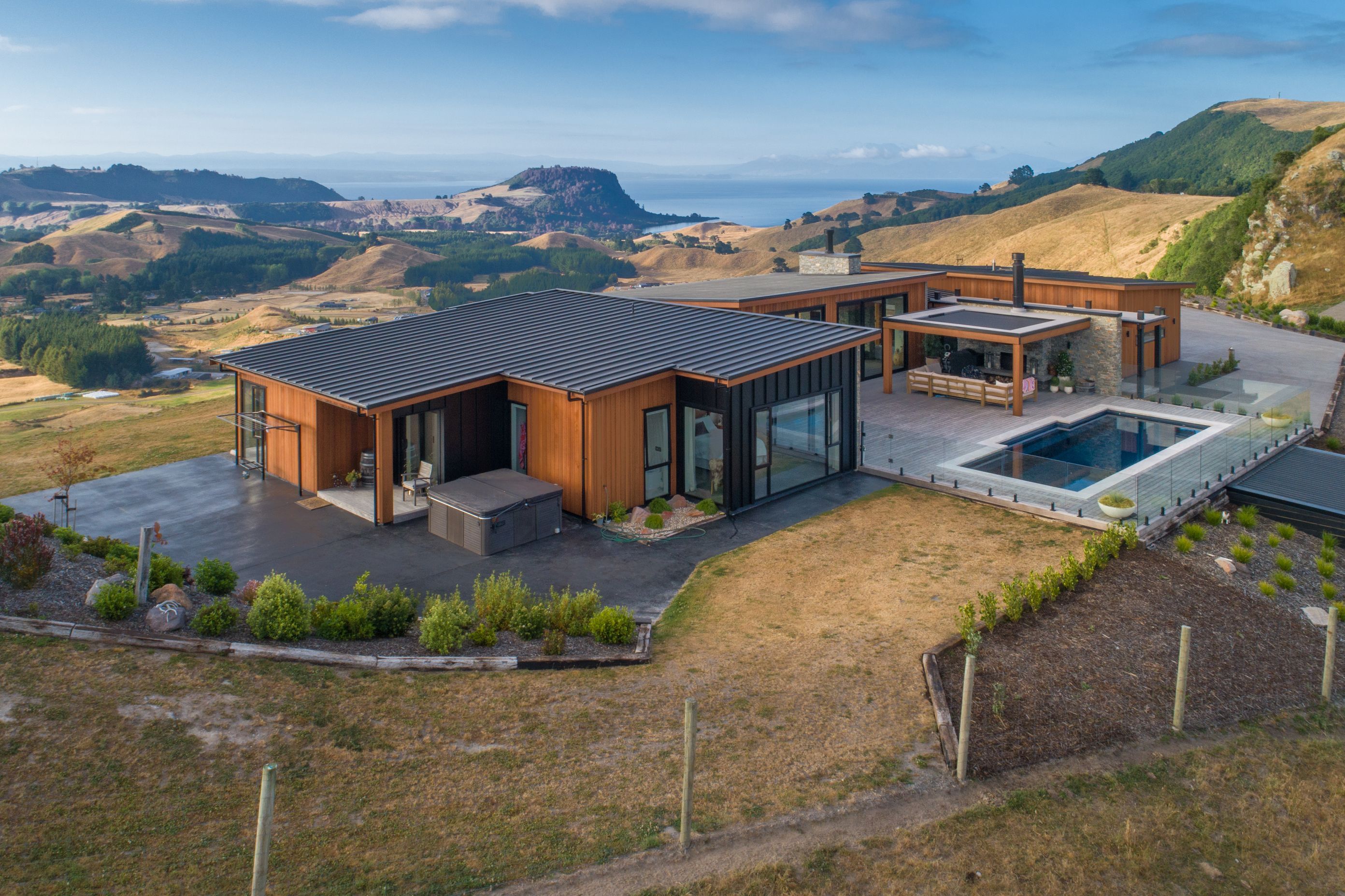 Hawk Ridge
