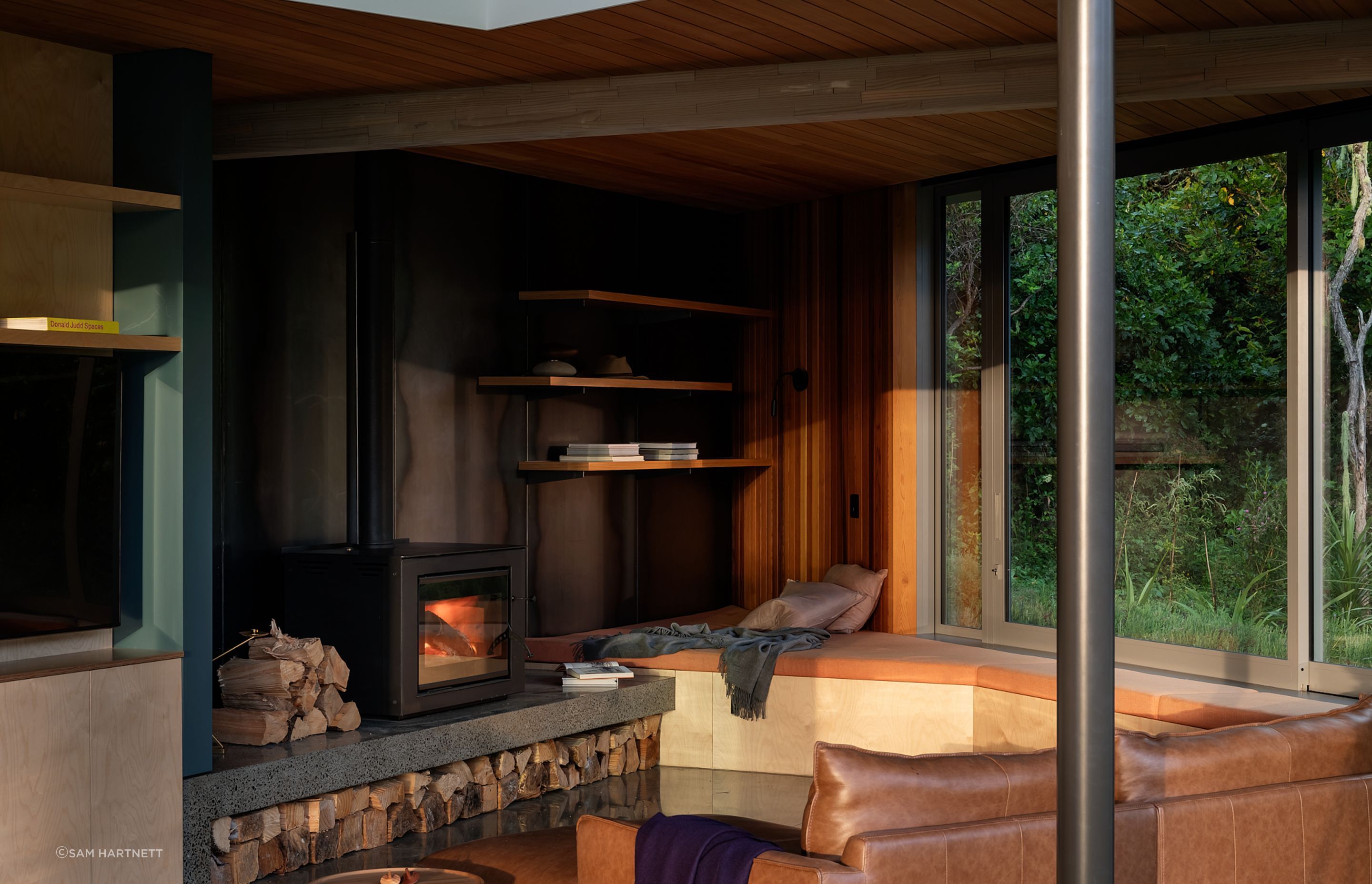 Lake Taupo Retreat Living Room