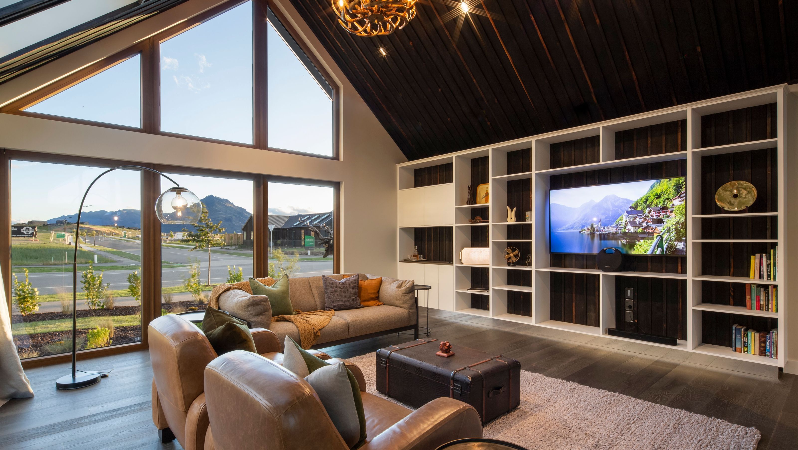 Farm Show Home
