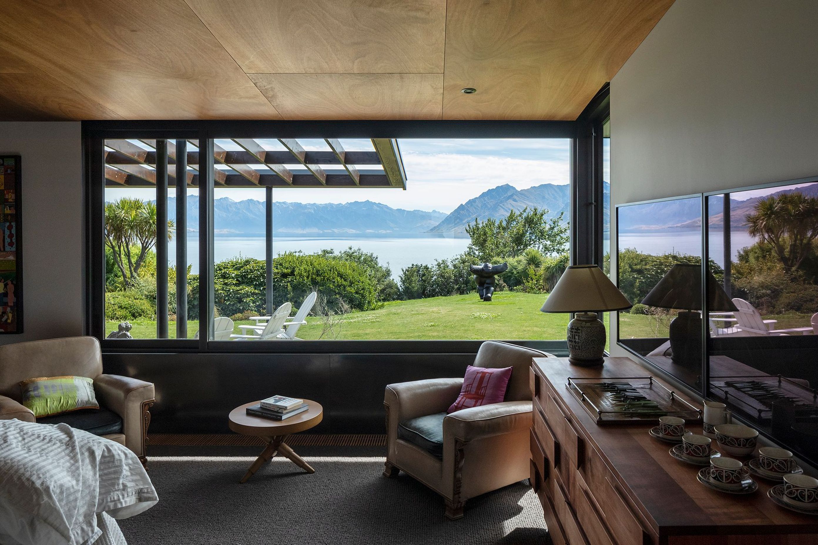 Lakeview House
