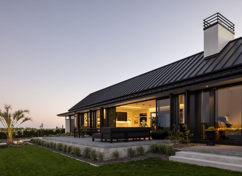 Lake View House