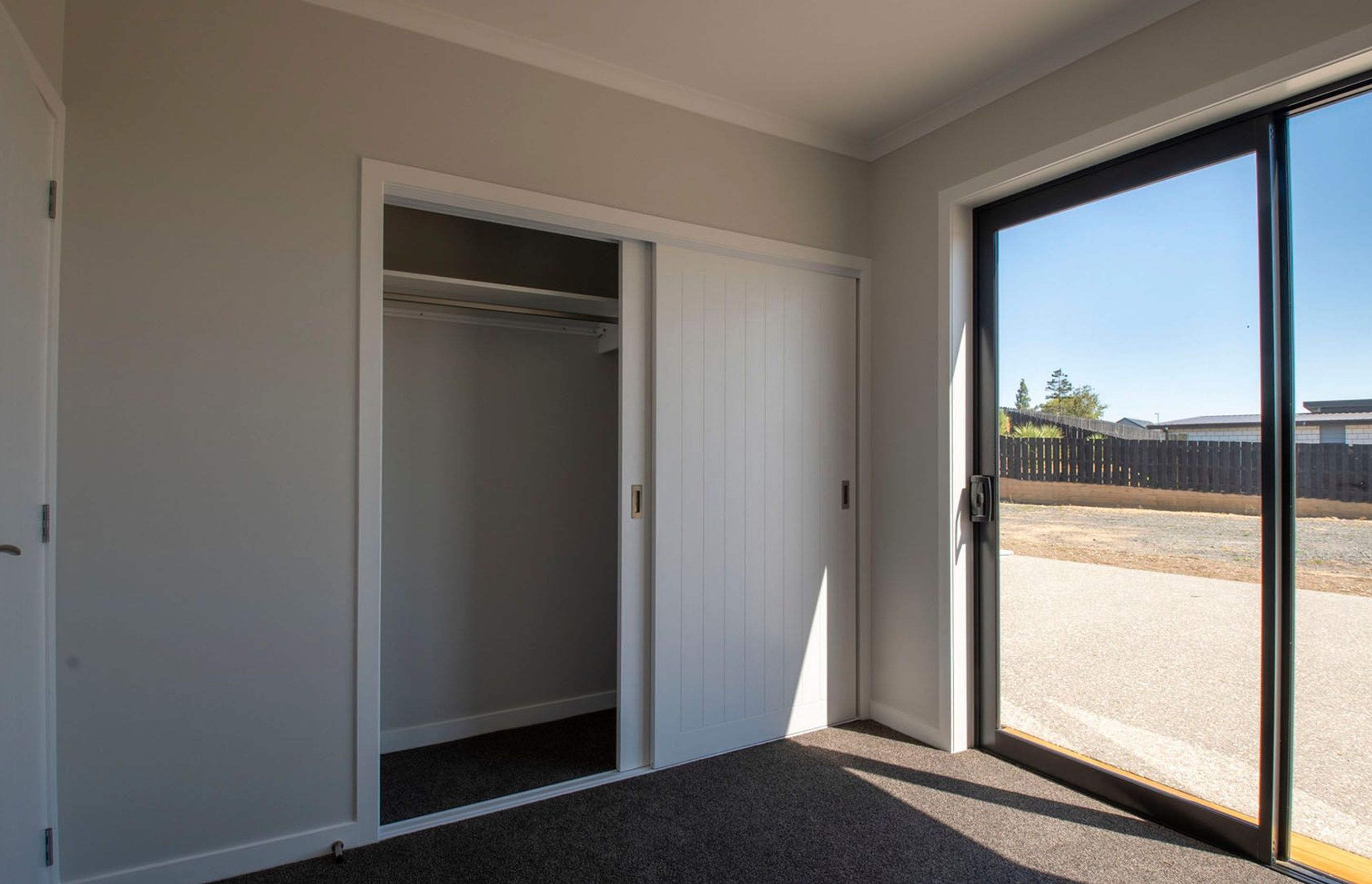 Lakeside, 45 Whites Way - Invest