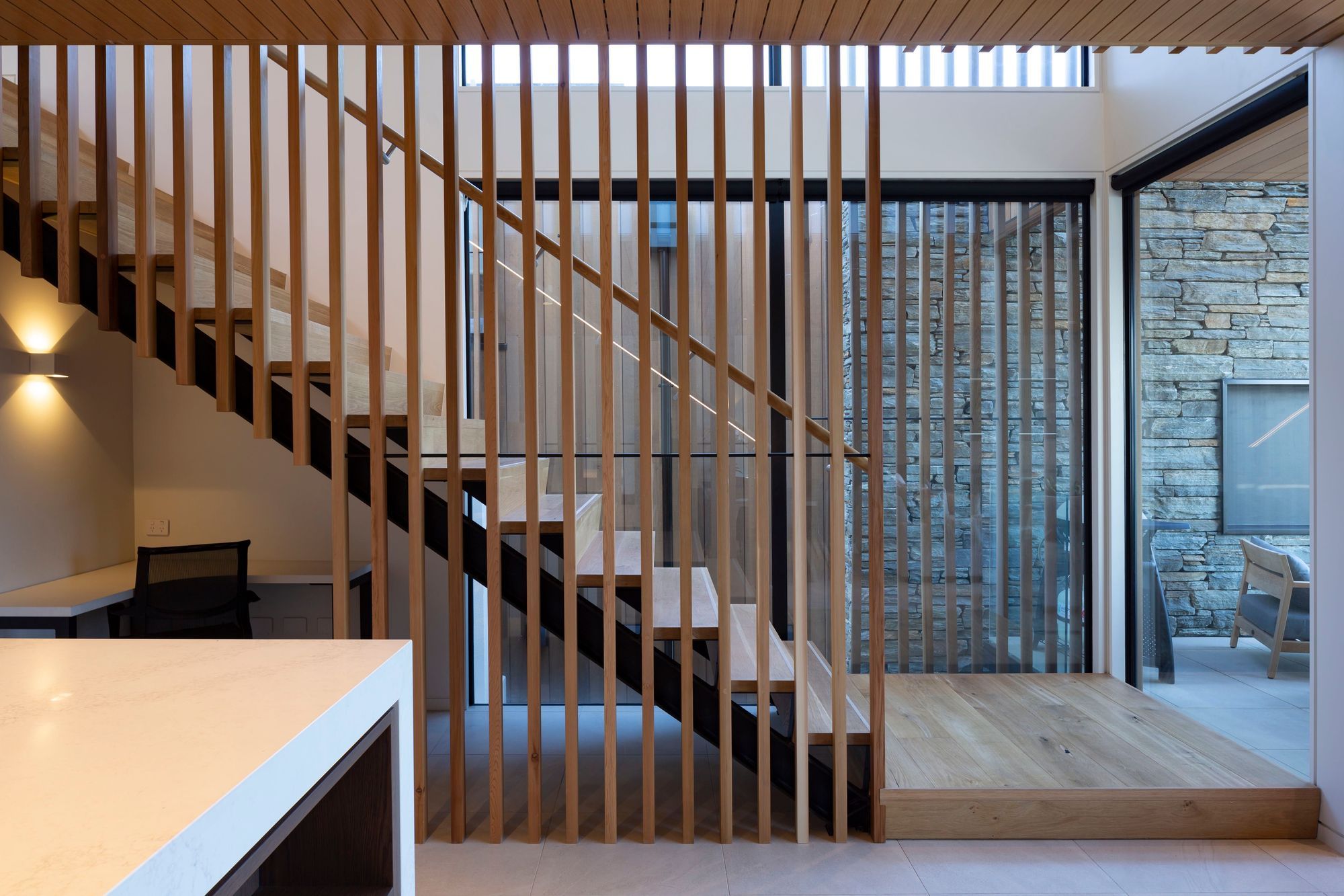 Lakeside Villa | QLPM & Rohan Architects