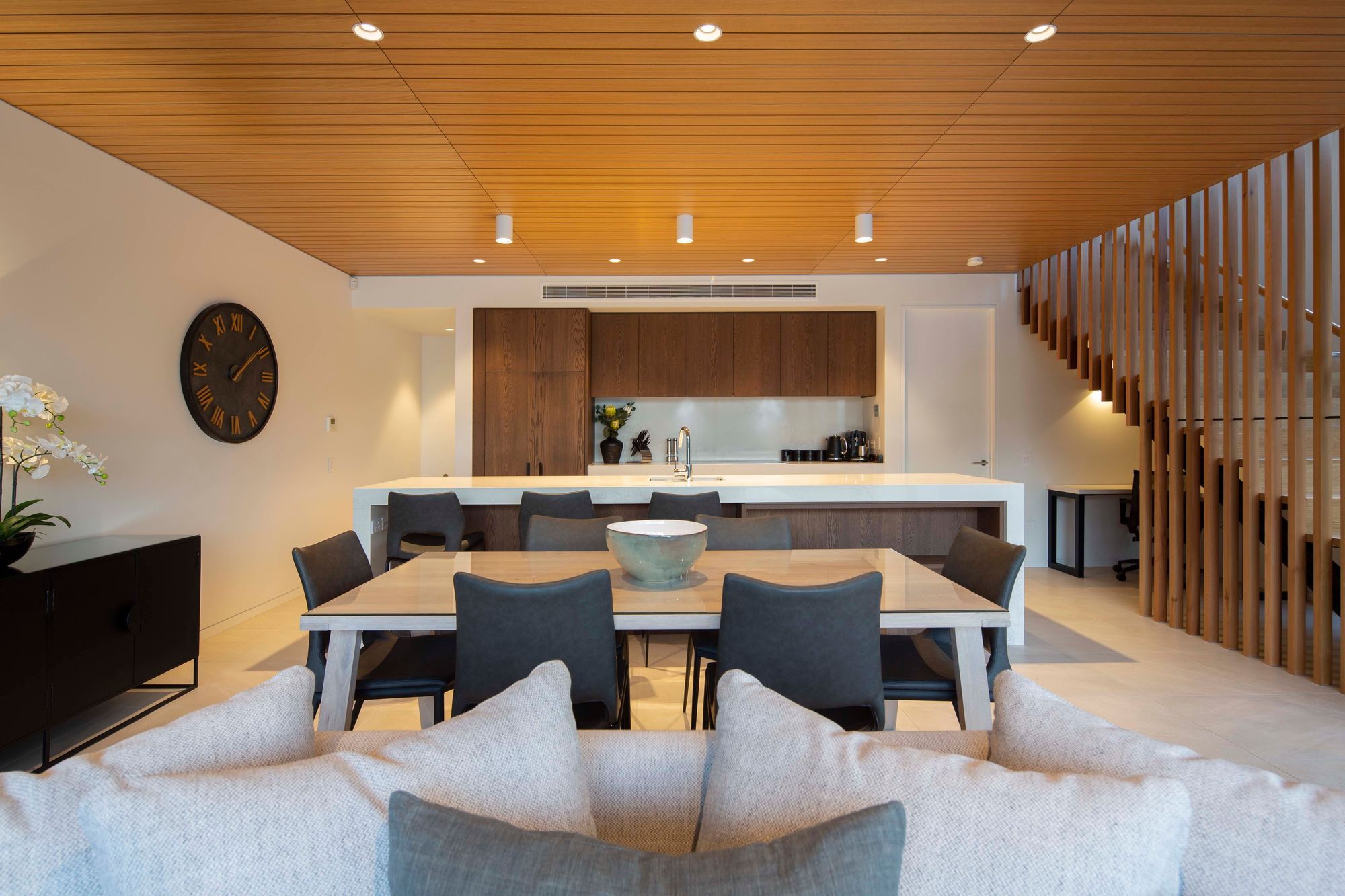 Lakeside Villa | QLPM & Rohan Architects