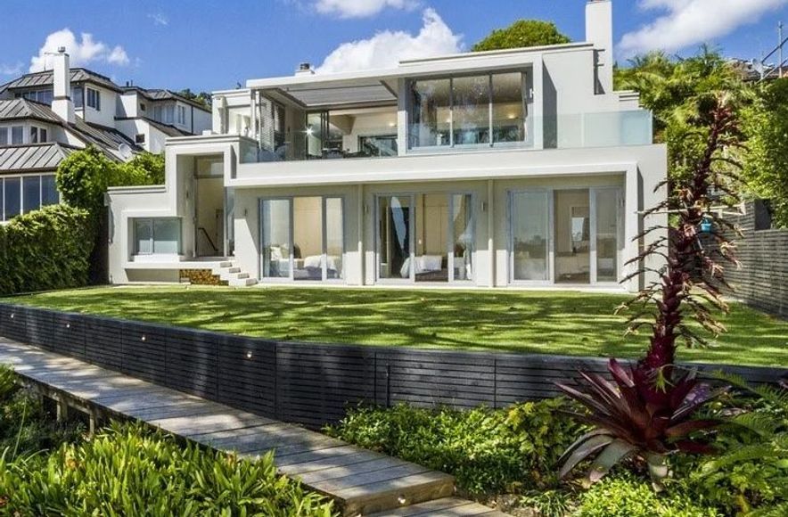 Lakeview House