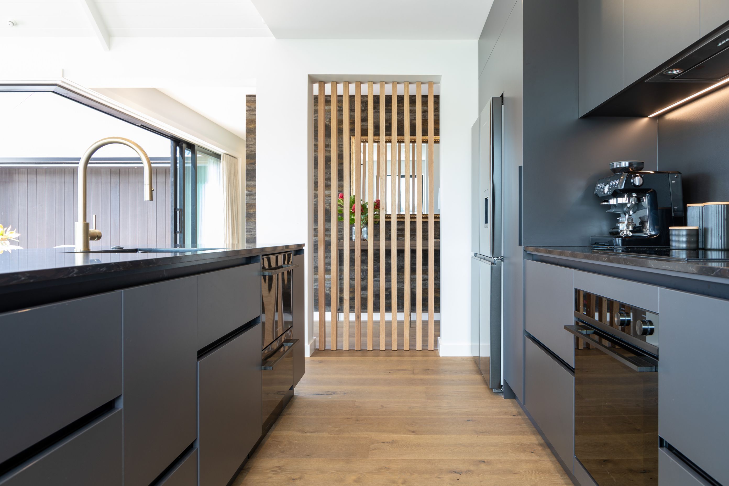 Modern-Kitchen.jpg