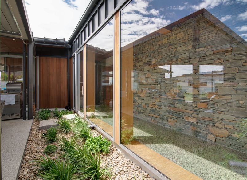 Cromwell Lakehouse